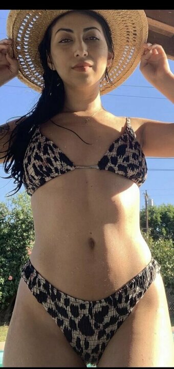 Destinyyperez Nude Leaks Photo 4