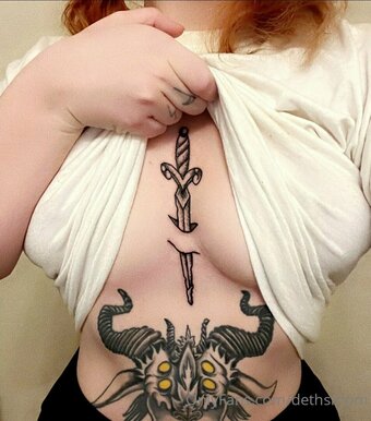 dethsmom Nude Leaks Photo 4