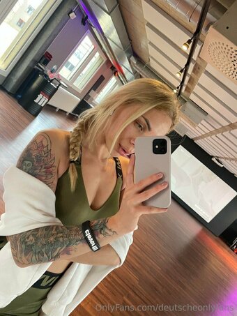 Deutscheonlyfans / Linda_josephinee / kathy.dreams Nude Leaks OnlyFans Photo 1