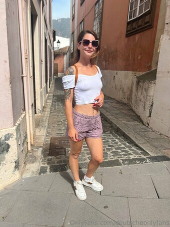 Deutscheonlyfans / Linda_josephinee / kathy.dreams Nude Leaks OnlyFans Photo 26