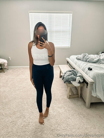 devandpri Nude Leaks Photo 4