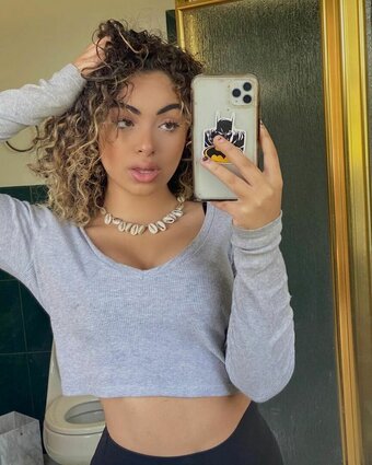 Devenity Nude Leaks Photo 11