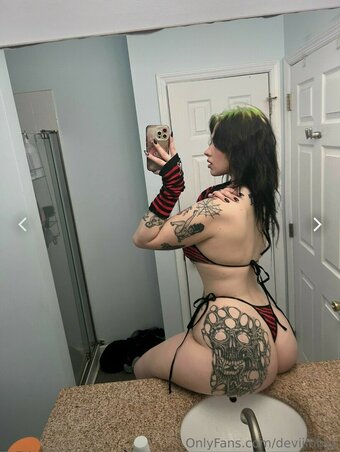 Deviilbby / deviilbbyy / devilbabie Nude Leaks OnlyFans Photo 18