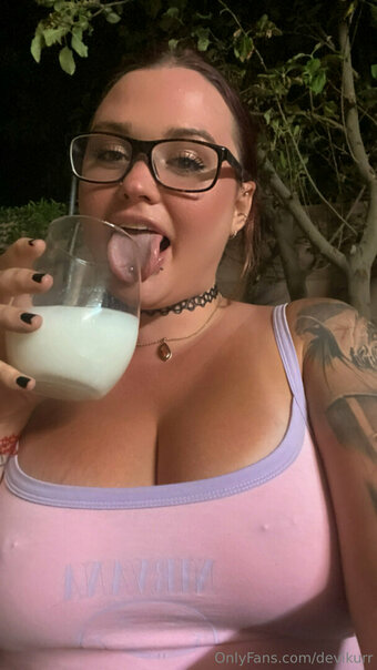 devikurr Nude Leaks Photo 2