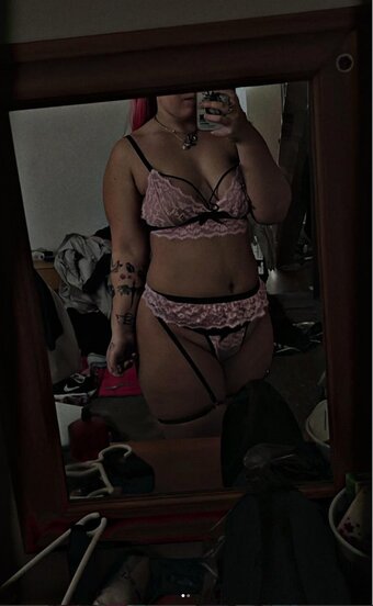 Devil_Princess / devilprincezna / little.devilprincess Nude Leaks OnlyFans Photo 1
