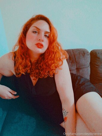 devilbrienne Nude Leaks Photo 2
