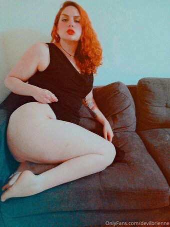devilbrienne Nude Leaks Photo 4
