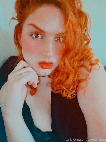 devilbrienne Nude Leaks Photo 5