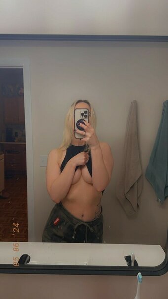 Deviledmeg_ / Deviledmeggg / https: Nude Leaks Photo 6