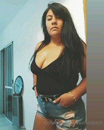 devilishbitch Nude Leaks Photo 17