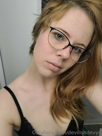 devilishdevyn Nude Leaks Photo 10