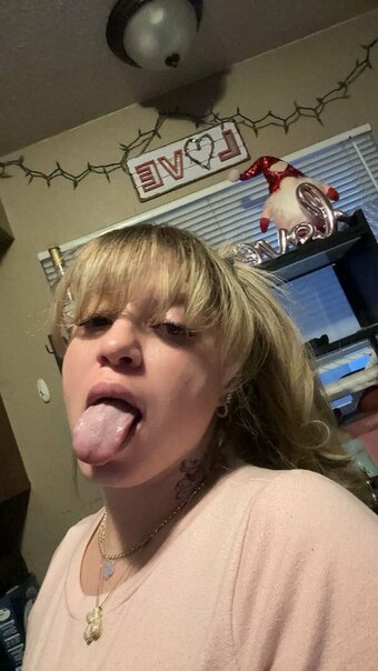 Devilishlysweet_1 Nude Leaks OnlyFans Photo 3