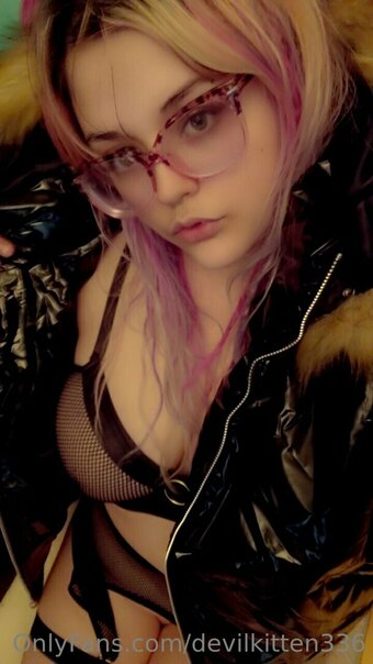 devilkitten336 Nude Leaks Photo 18
