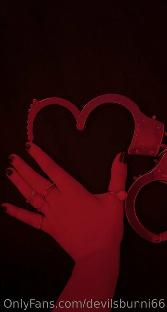 devilsbunni66 / devilsbunni666 / devilsbunni66_ / succubus_bunny Nude Leaks OnlyFans Photo 19