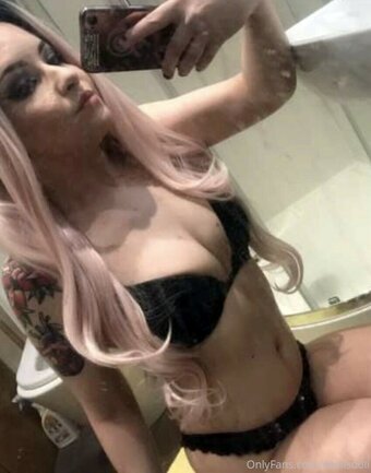 Devilsd0ll Nude Leaks Photo 24