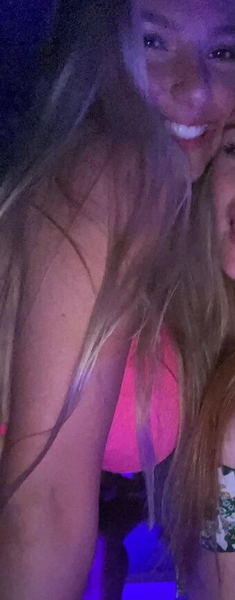 devin / devin.laurel.mackie Nude Leaks Photo 15