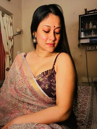 Devina Bose / DevinaBose / bose_devina_official / https: Nude Leaks Photo 6