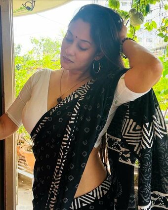 Devina Bose / DevinaBose / bose_devina_official / https: Nude Leaks Photo 8