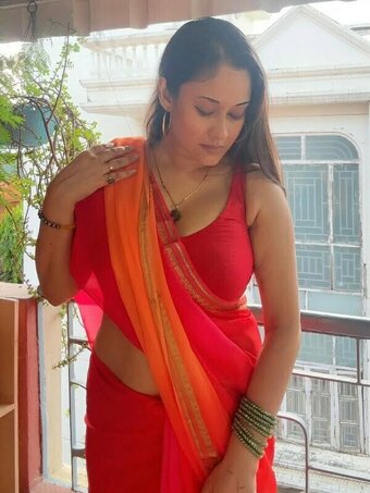 Devina Bose / DevinaBose / bose_devina_official / https: Nude Leaks Photo 21
