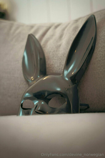 devine_norwegian Nude Leaks Photo 18