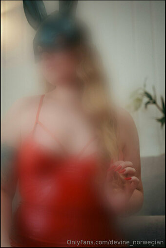 devine_norwegian Nude Leaks Photo 20