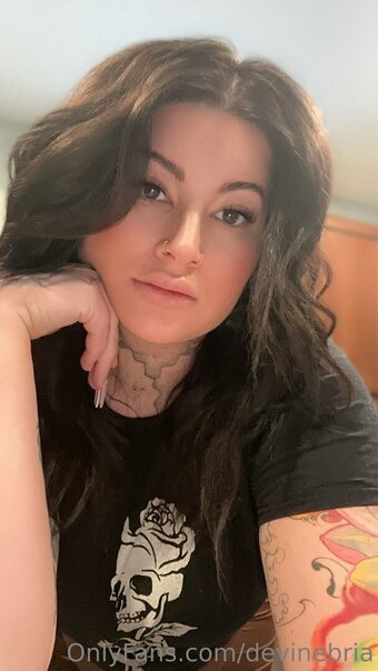 devinebria Nude Leaks Photo 51