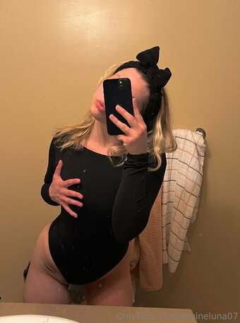 devineluna07 Nude Leaks Photo 11