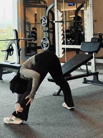 Devipjy / Devi Pujiyanti Nude Leaks Photo 2