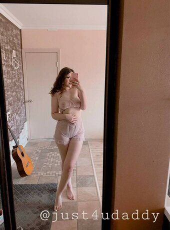 Devochka Askorbinka / Lesya4u / Lesyamyr / devochka.askorbinka / just4udaddy Nude Leaks Photo 9