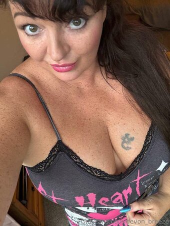 devon_breeze / Devon Breeze / devon_breeze - 34G Nude Leaks OnlyFans Photo 27