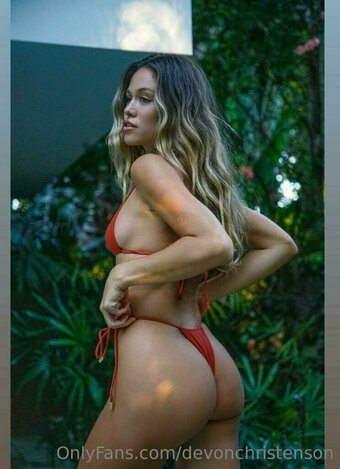 Devon Christenson / devonchristenson Nude Leaks Photo 9