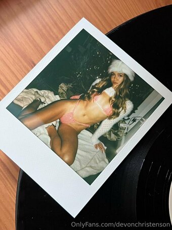 devonchristenson Nude Leaks Photo 3