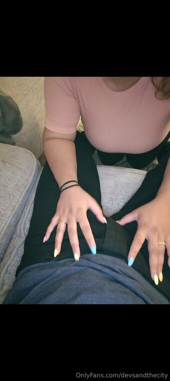 devsandthecity Nude Leaks Photo 21