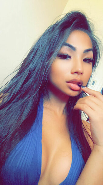 Dezlynm / Lilmamadezlyn Nude Leaks Photo 16