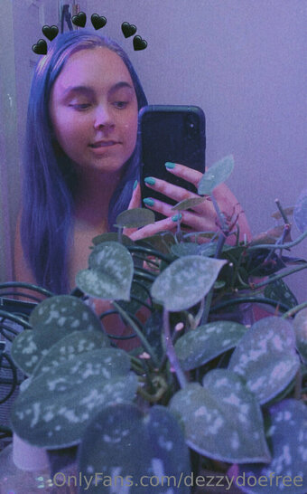 dezzydoefree Nude Leaks Photo 9