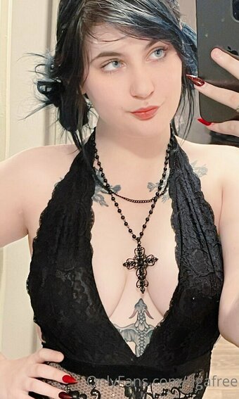 dgafree Nude Leaks Photo 2