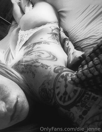 die jenne / die_jenne_ Nude Leaks Photo 27