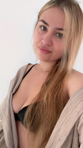 Dilan Nude Leaks Photo 1