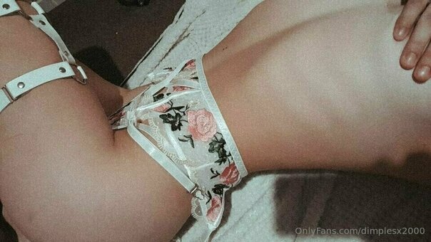 dimplesx2000 Nude Leaks Photo 26