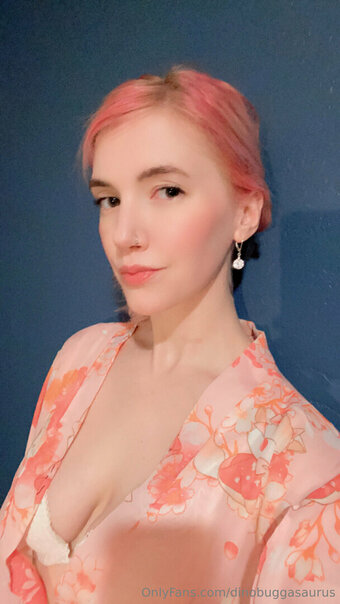 dinobuggasaurus Nude Leaks Photo 1