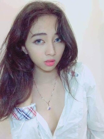 Disleft / Mercury Nguyen Nude Leaks OnlyFans Photo 8