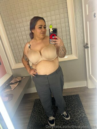 disneybubbles Nude Leaks Photo 15