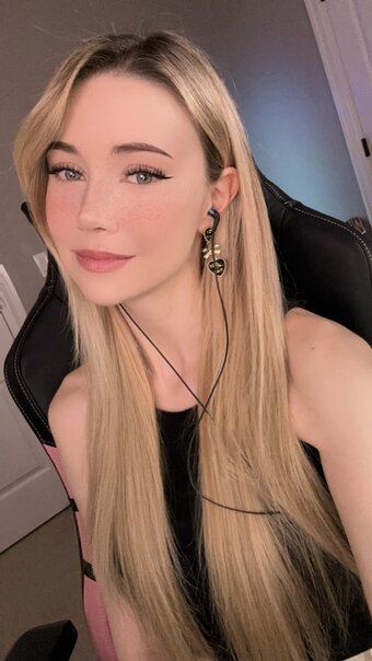 Dizzykitten / dizzykitten7 / thedizzykitten Nude Leaks Photo 14