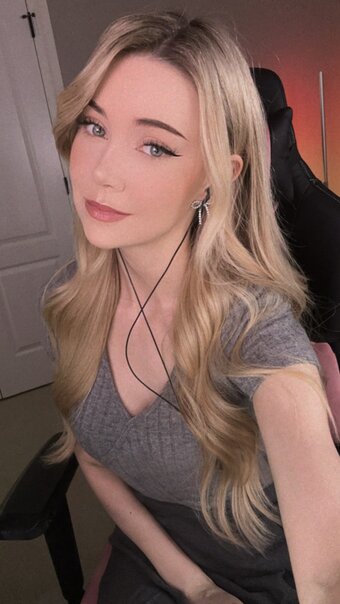 Dizzykitten / dizzykitten7 / thedizzykitten Nude Leaks Photo 16