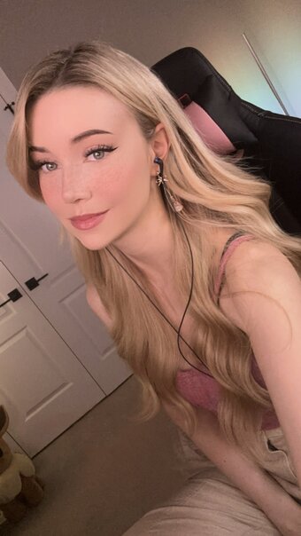 Dizzykitten / dizzykitten7 / thedizzykitten Nude Leaks Photo 22