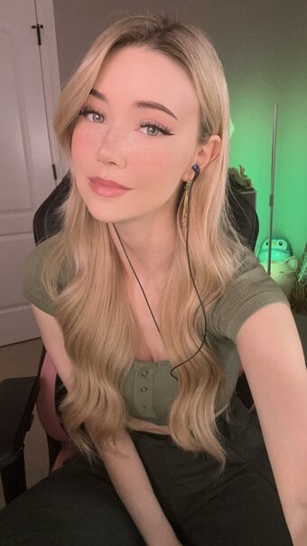 Dizzykitten / dizzykitten7 / thedizzykitten Nude Leaks Photo 24