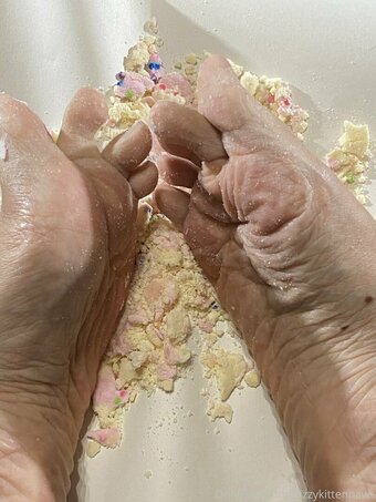 dizzykittenpaws Nude Leaks Photo 8