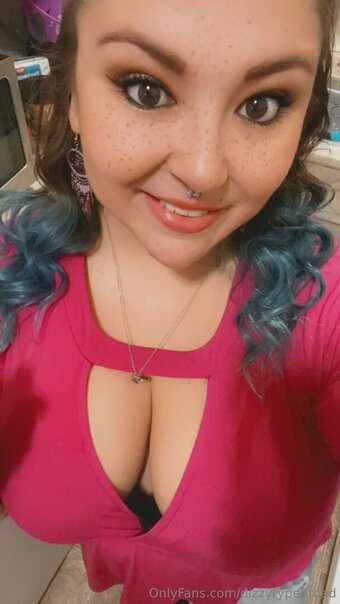 dizzytypebroad Nude Leaks Photo 29