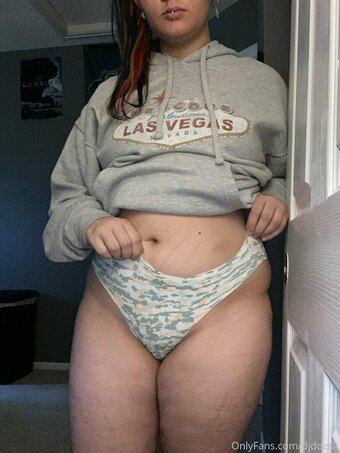 djdoesit Nude Leaks Photo 15