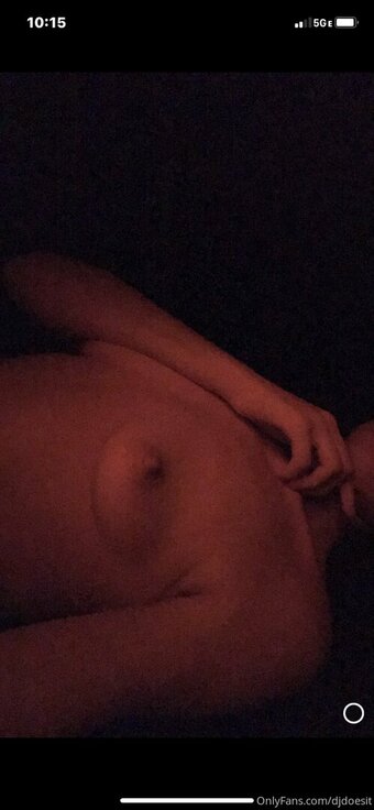 djdoesit Nude Leaks Photo 17
